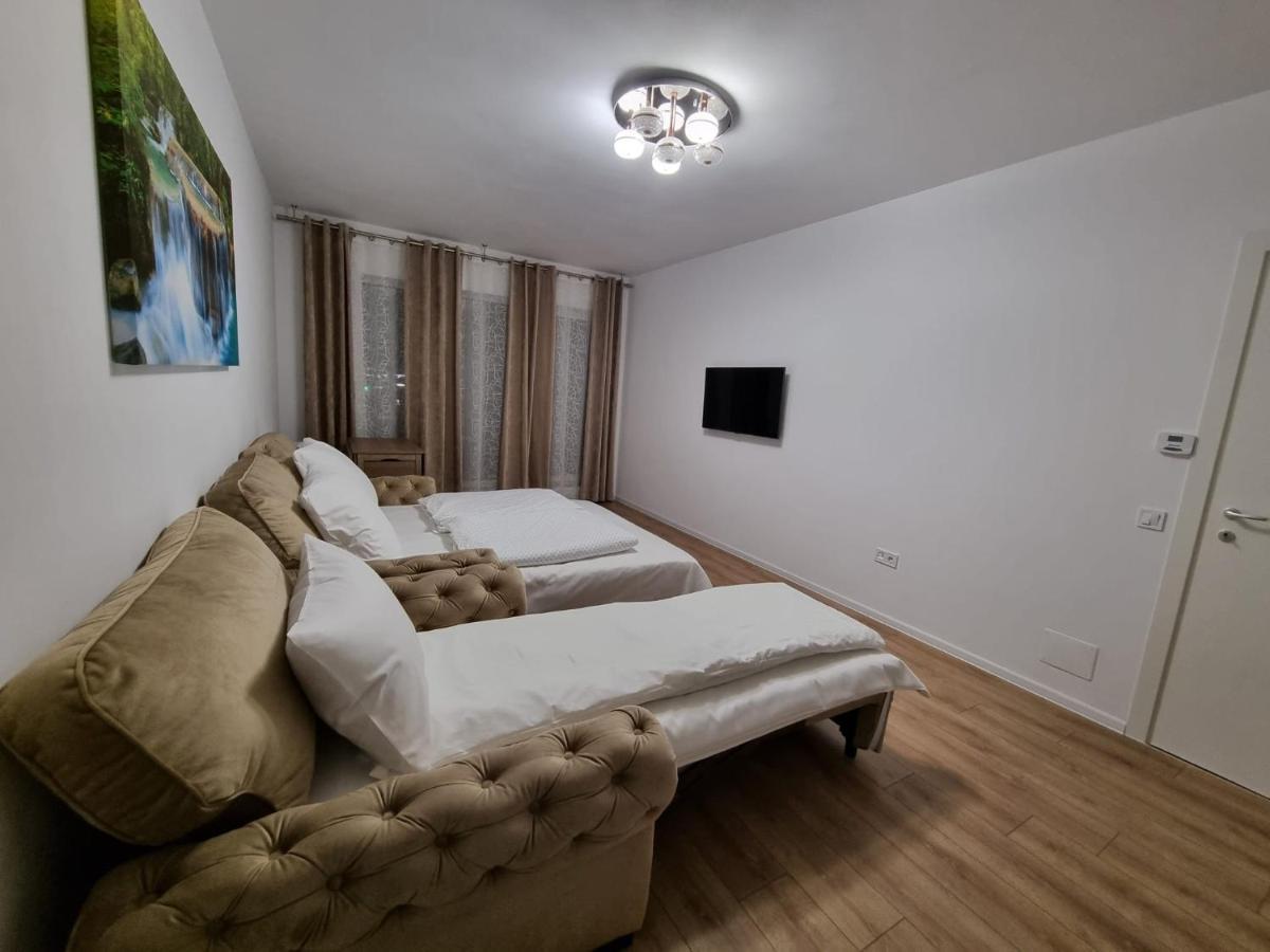 Casa Ta La Munte Apartment บราชอฟ ภายนอก รูปภาพ