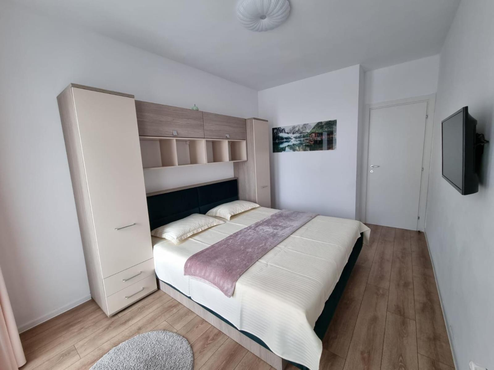 Casa Ta La Munte Apartment บราชอฟ ภายนอก รูปภาพ