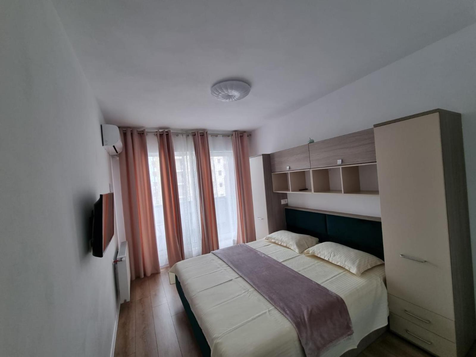 Casa Ta La Munte Apartment บราชอฟ ภายนอก รูปภาพ